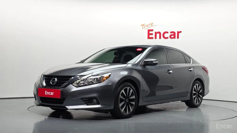 Nissan altima