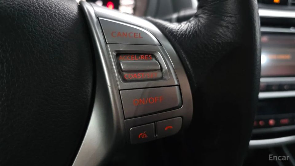 Nissan altima