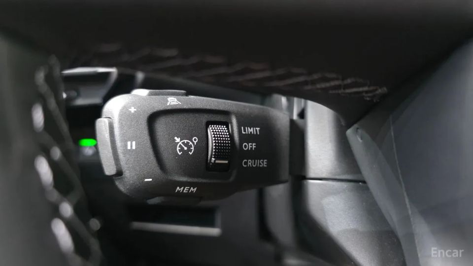 Citroen-DS DS7