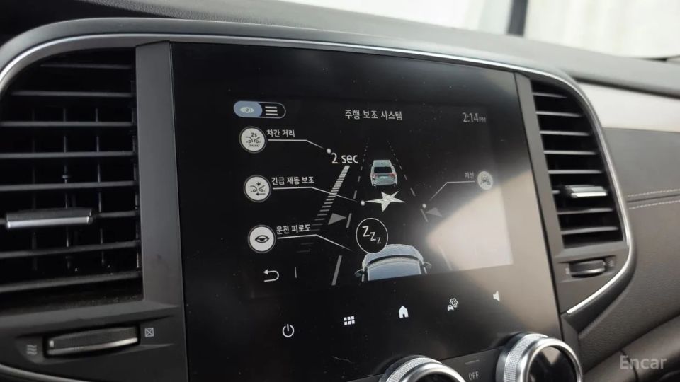 Renault-KoreaSamsung SM6