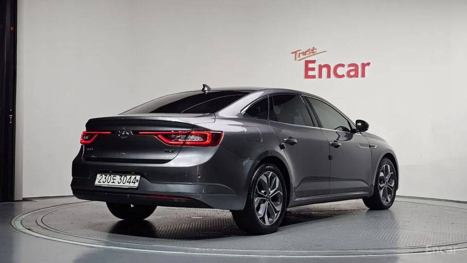 Renault-KoreaSamsung SM6