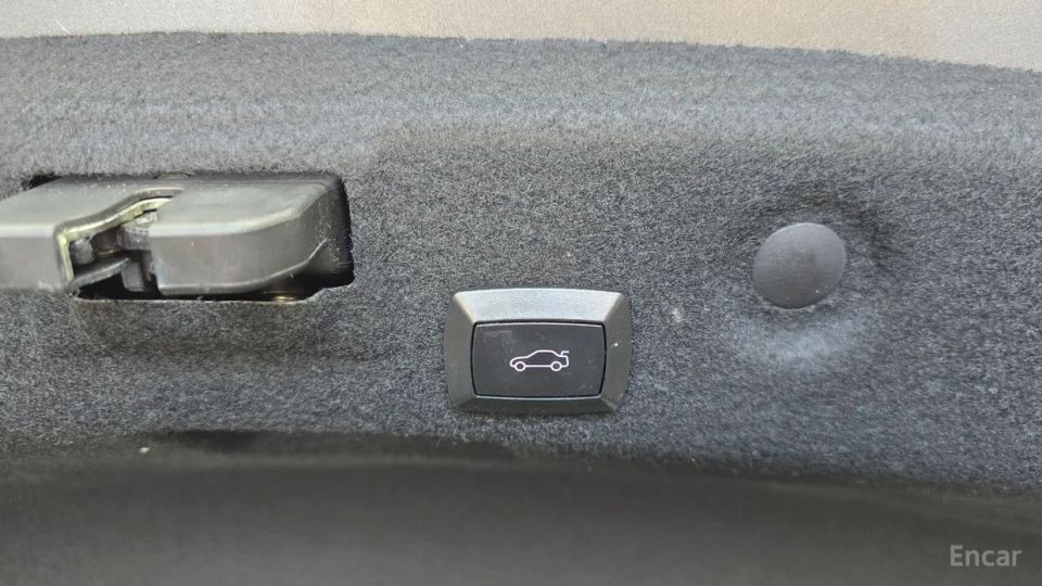 Renault-KoreaSamsung SM6