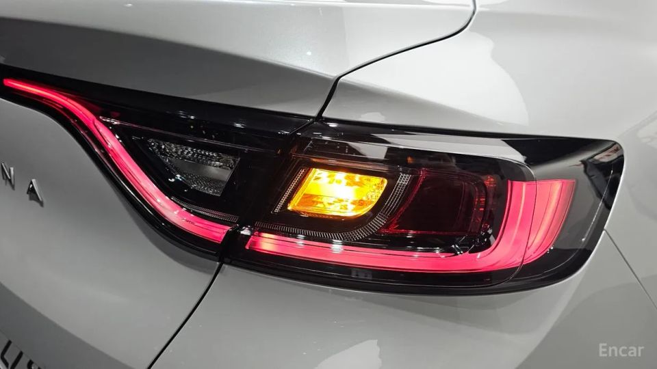 Renault-KoreaSamsung Arkana