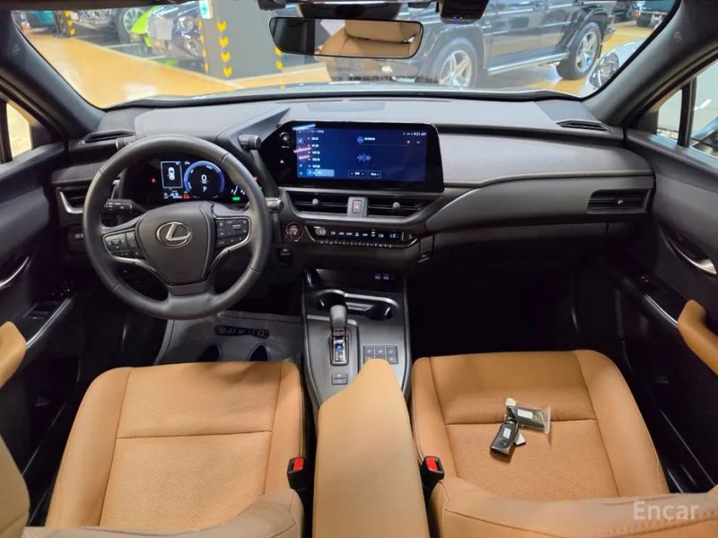 Lexus UX