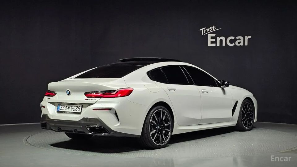 BMW 8-series