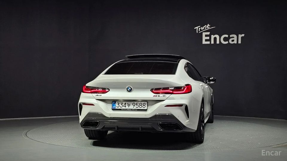 BMW 8-series