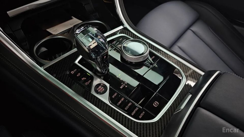 BMW 8-series