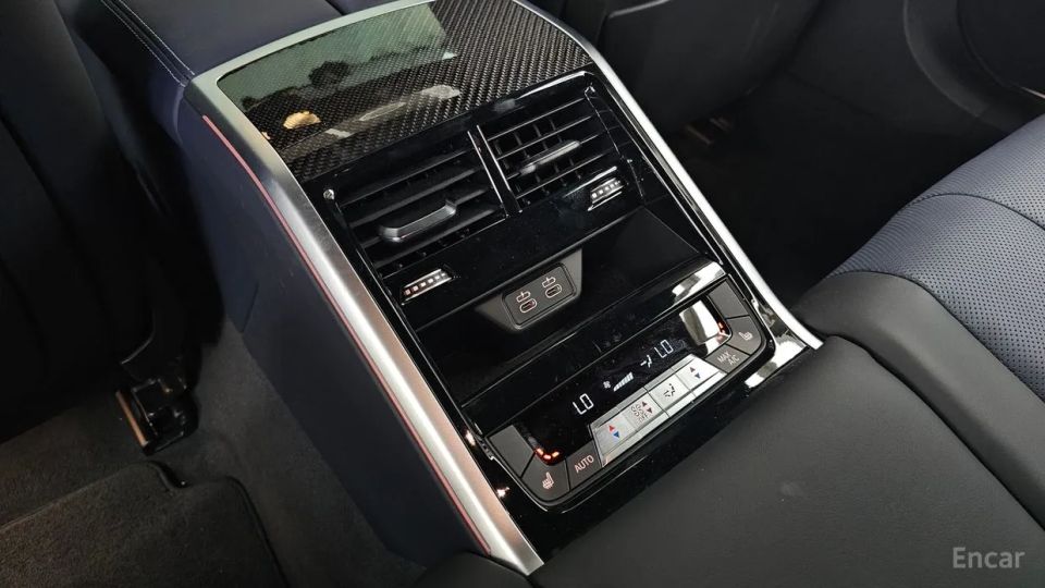 BMW 8-series