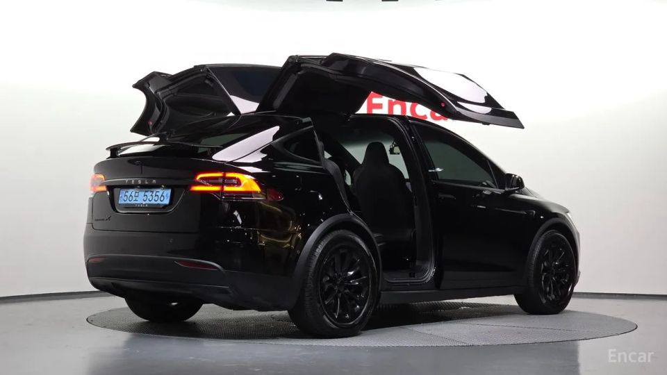 Tesla model-x