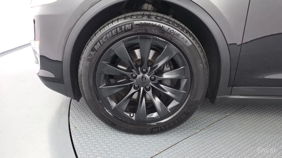 Tesla model-x