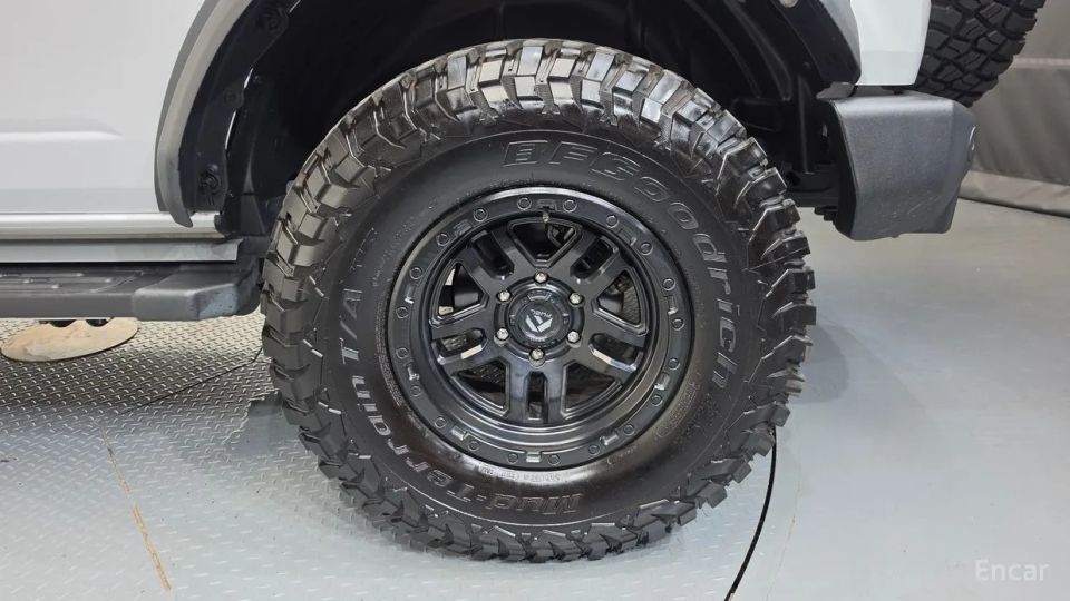 Ford Bronco