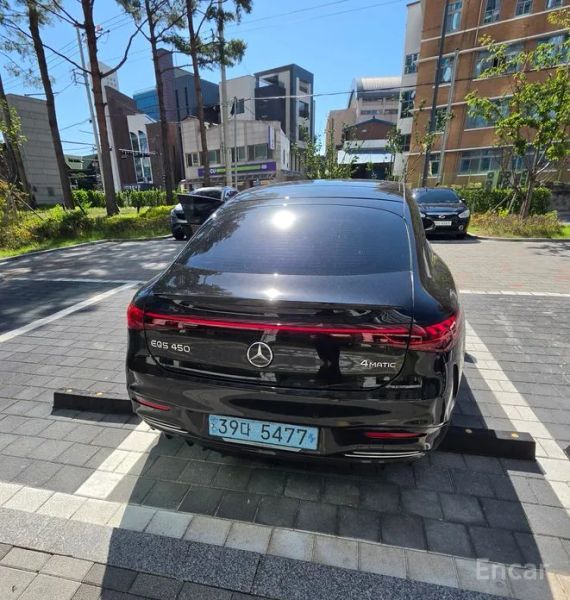 Mercedes-Benz EQS