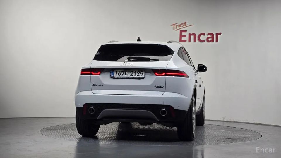 Jaguar E-PACE