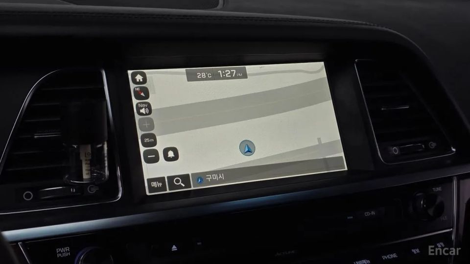Hyundai Aslan