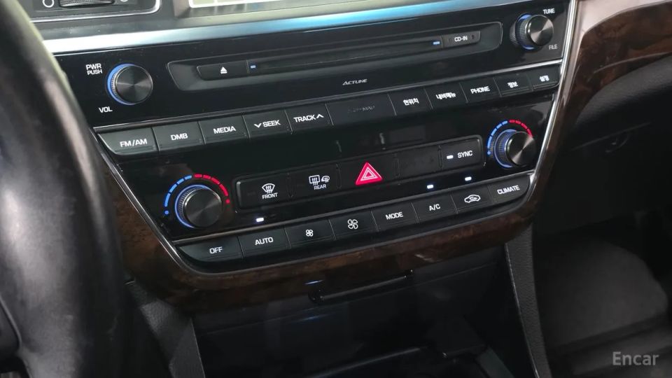 Hyundai Aslan