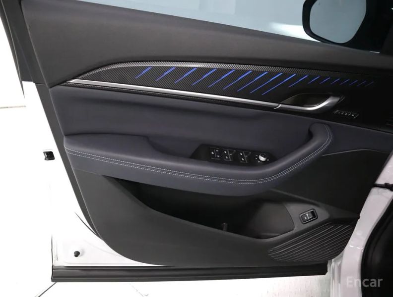 Renault-KoreaSamsung Grand Koleos