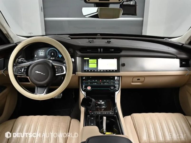 Jaguar xf