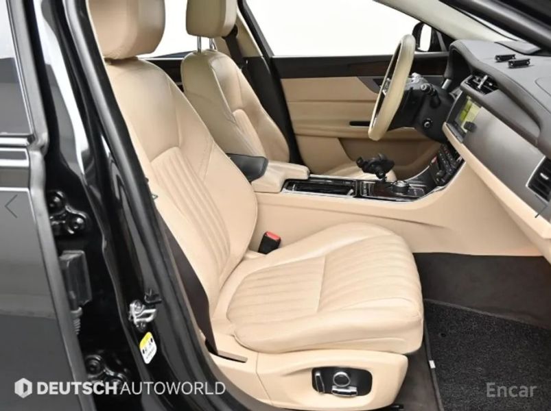 Jaguar xf