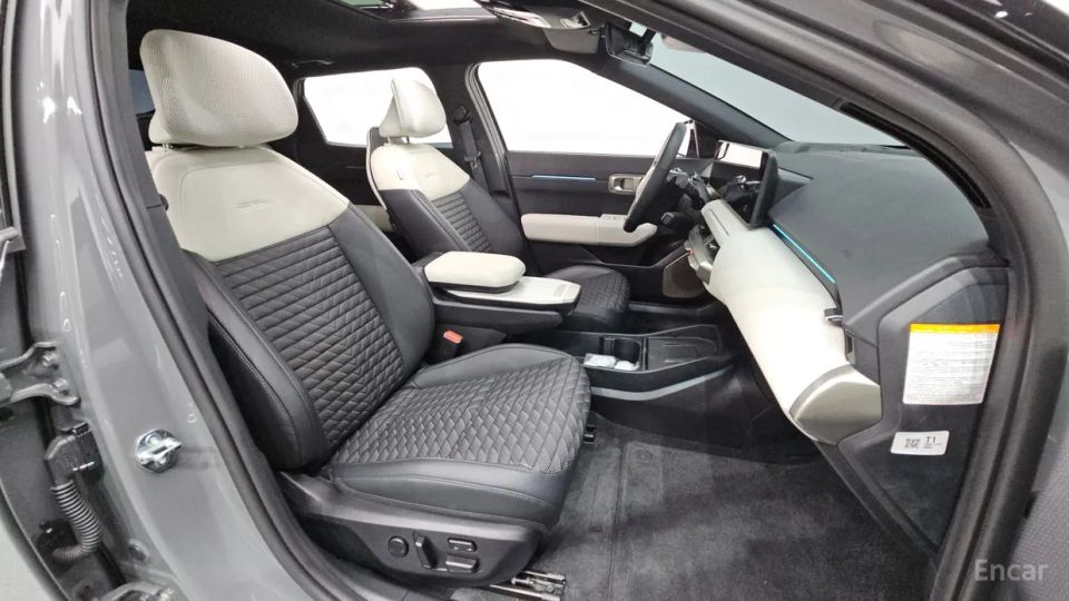 Kia EV4