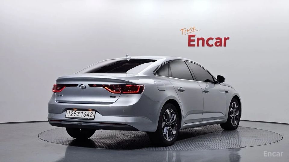 Renault-KoreaSamsung SM6