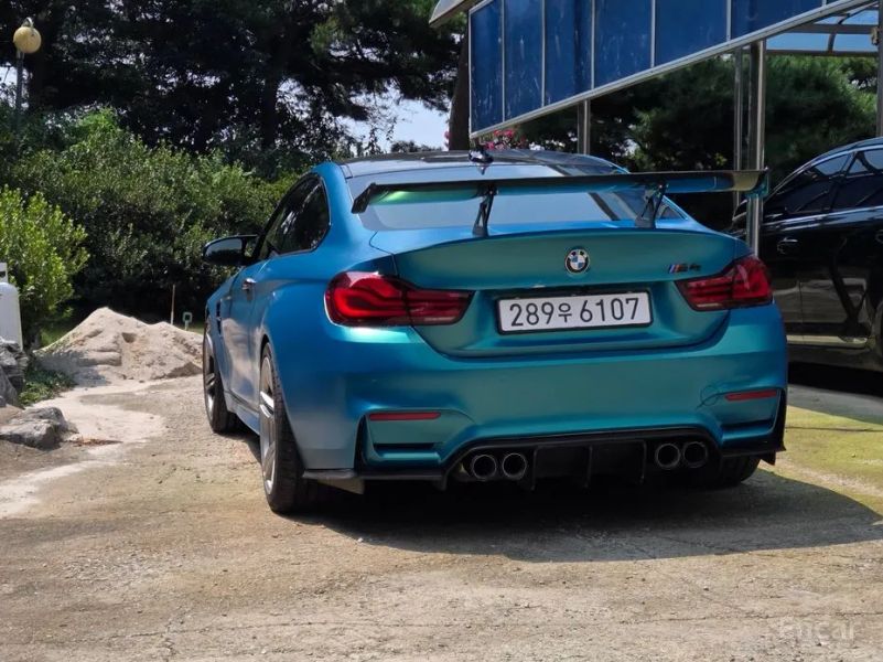 BMW M4