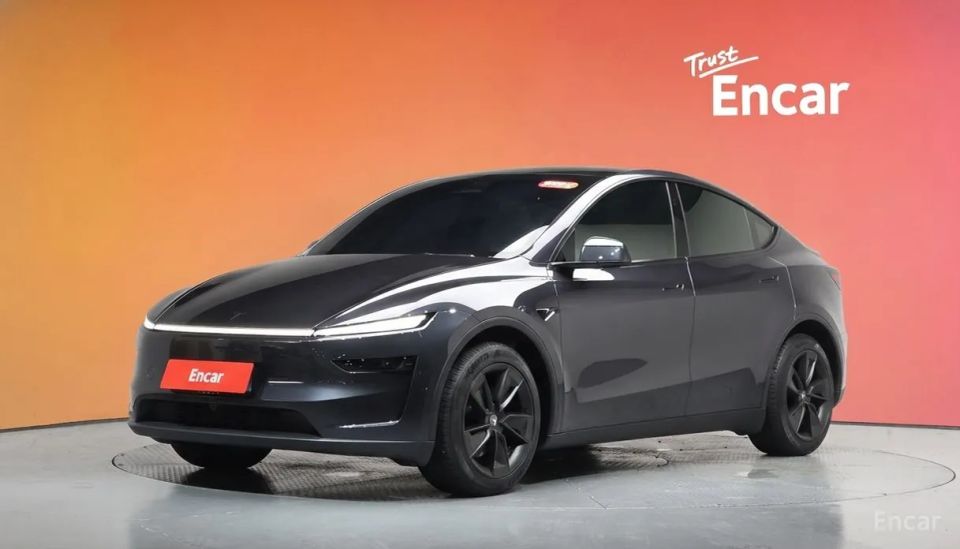 Tesla model-y