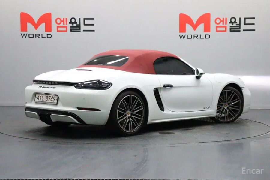 Porsche 718