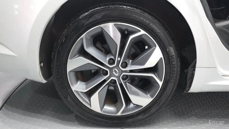 Renault-KoreaSamsung SM6