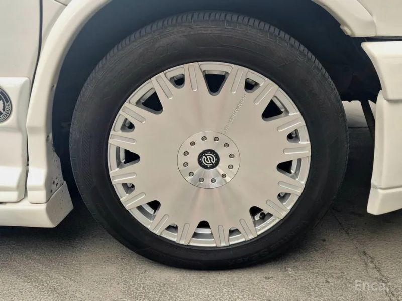Chevrolet Express Van