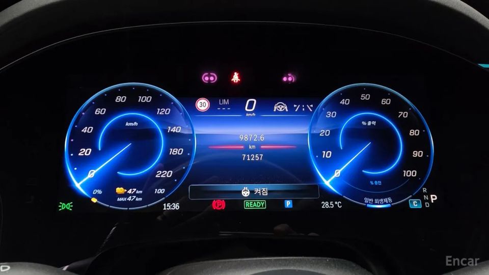 Mercedes-Benz EQS