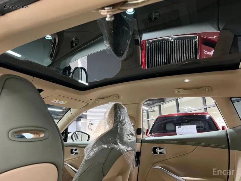Astonmartin DBX