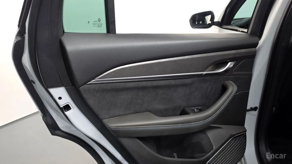Renault-KoreaSamsung Grand Koleos