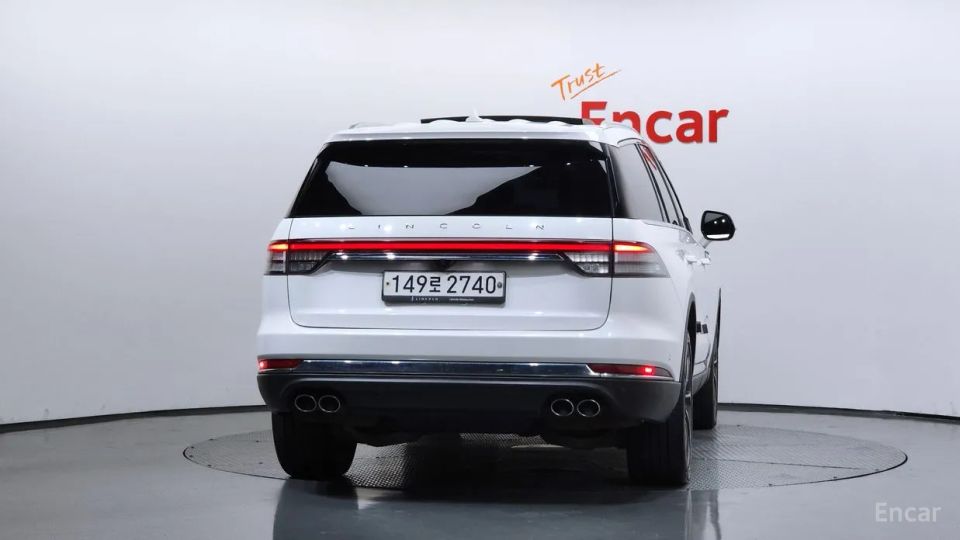 Lincoln Aviator