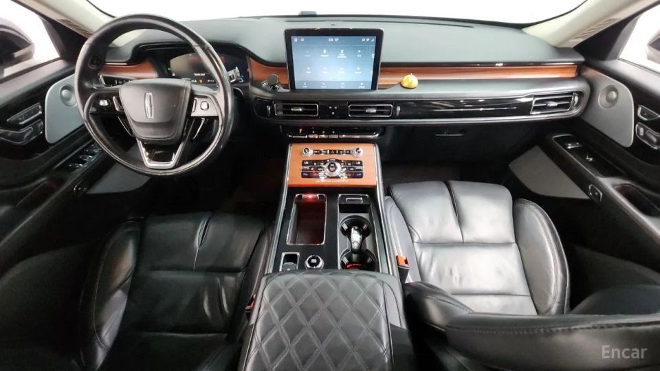 Lincoln Aviator