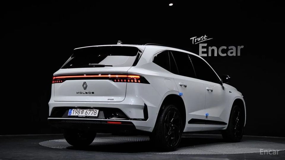 Renault-KoreaSamsung Grand Koleos