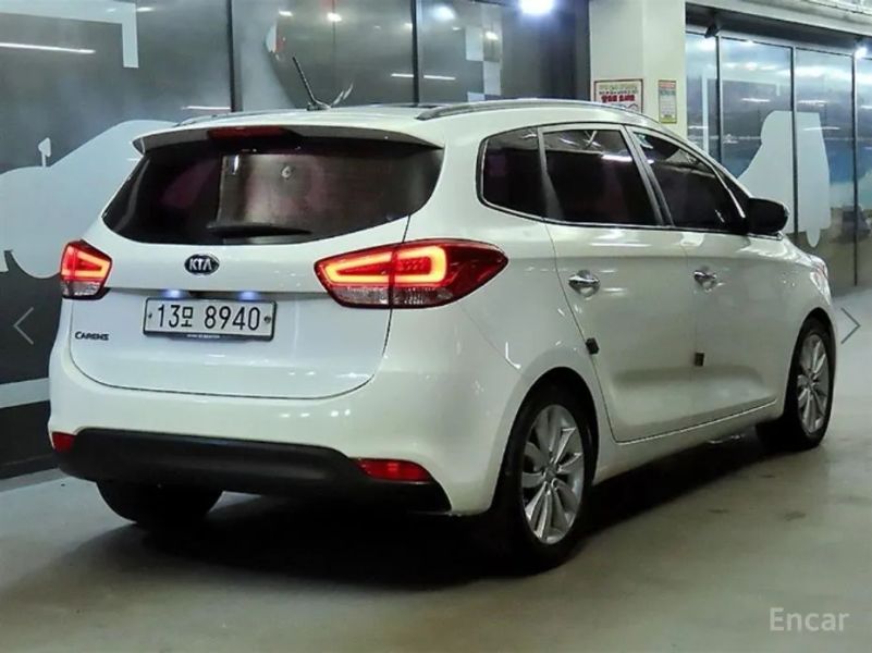 Kia Carens
