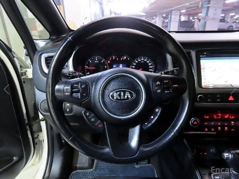 Kia Carens