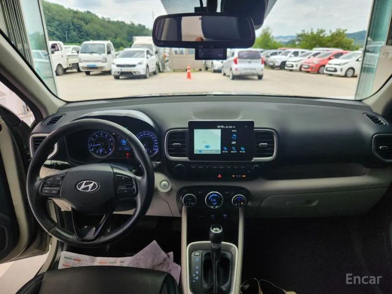 Hyundai Venue