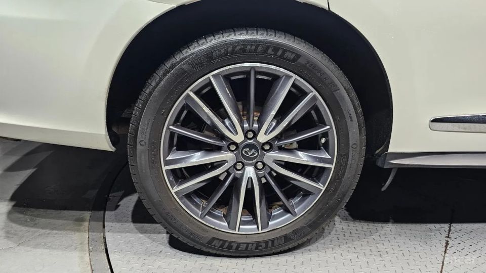 Infiniti QX60