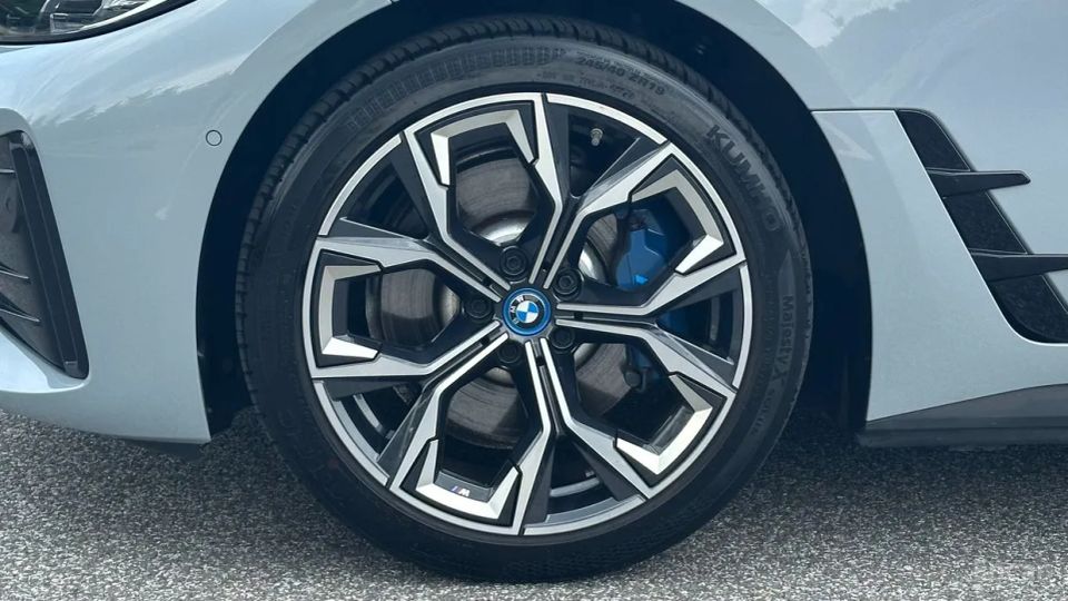 Bmw I4
