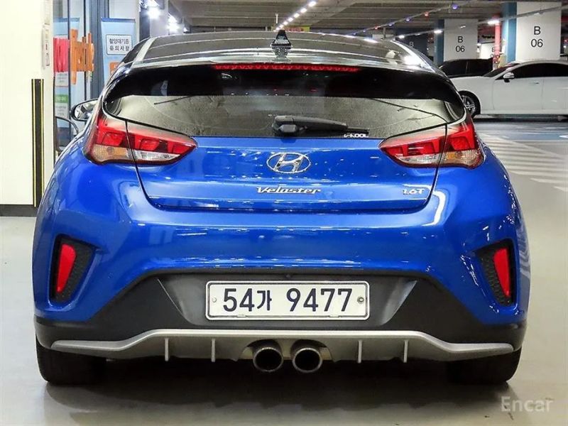 Hyundai Veloster