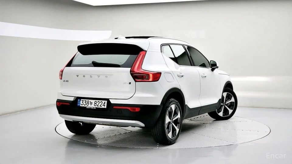 Volvo XC40