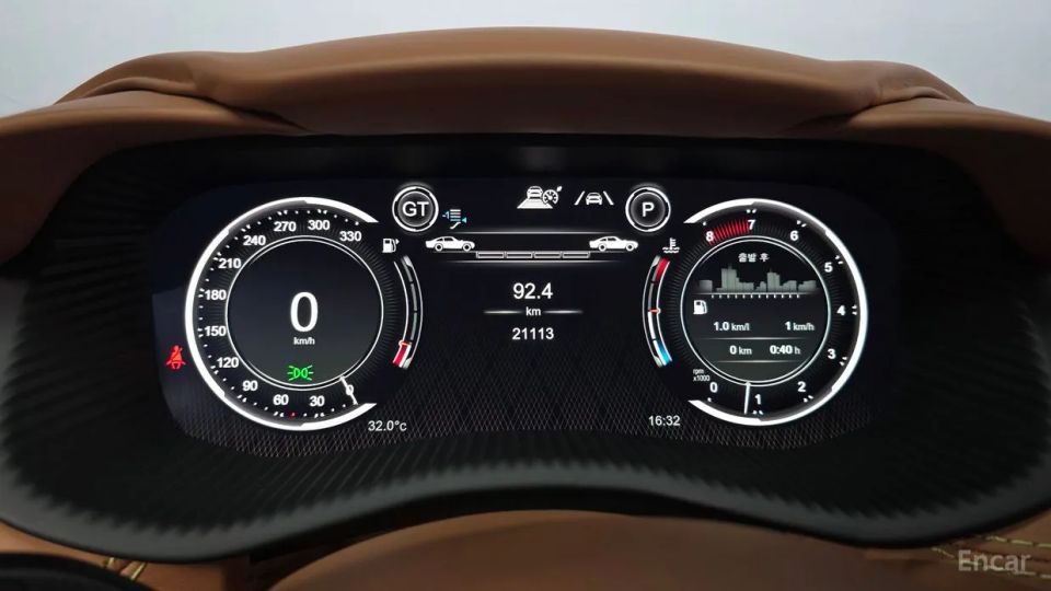 Astonmartin DBX