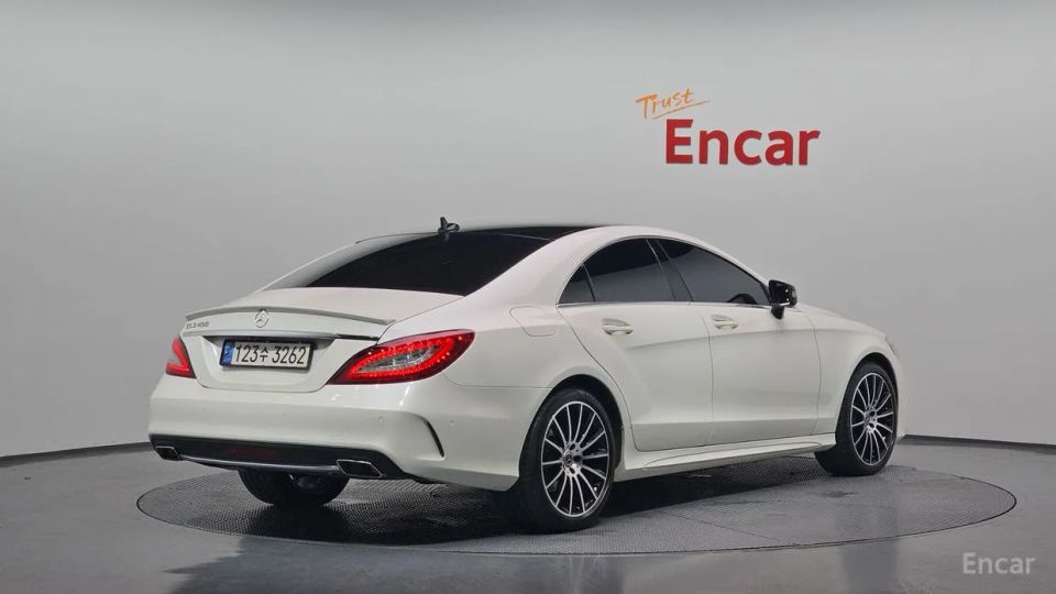 Mercedes-Benz CLS-Class