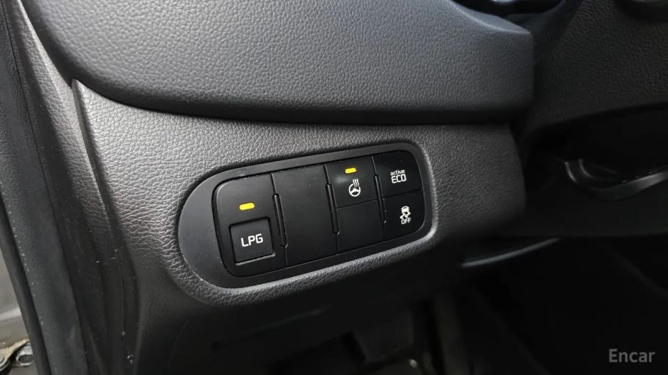 Kia Carens