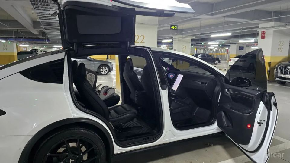 Tesla model-x