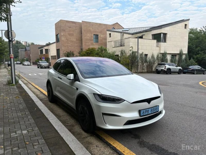 Tesla model-x