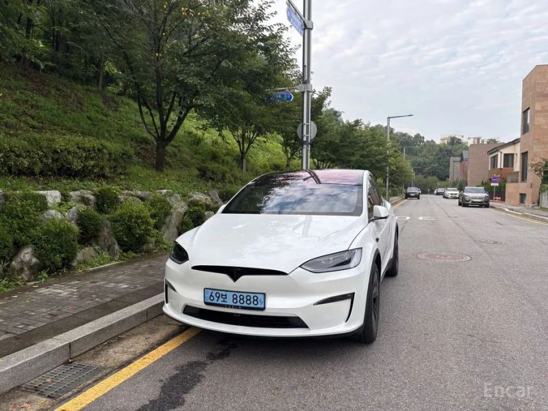 Tesla model-x
