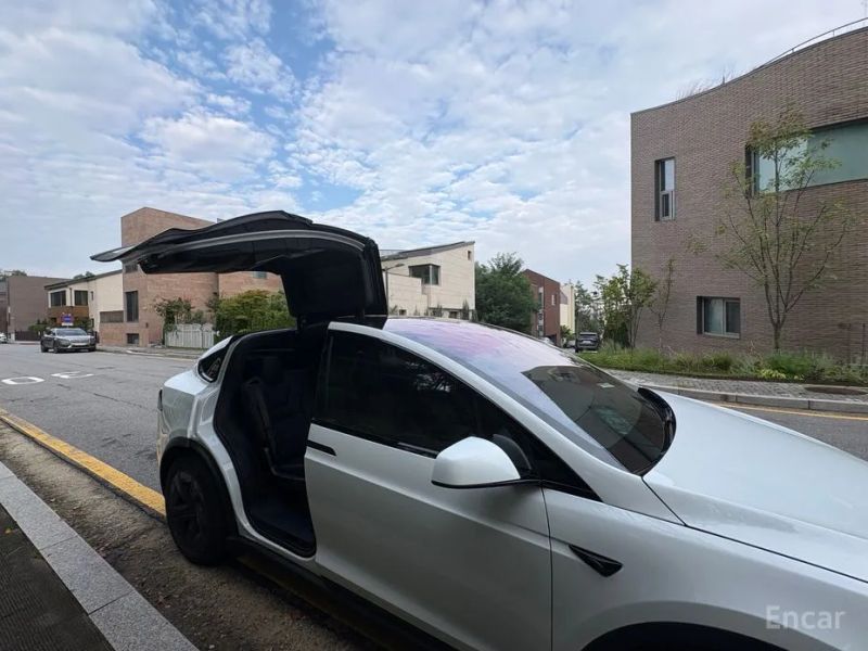 Tesla model-x