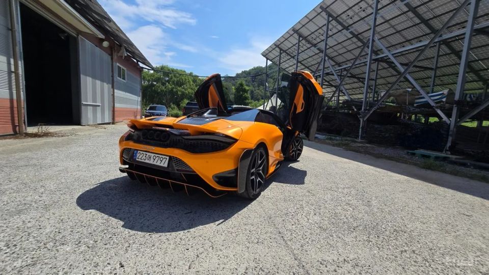 Mclaren 765LT